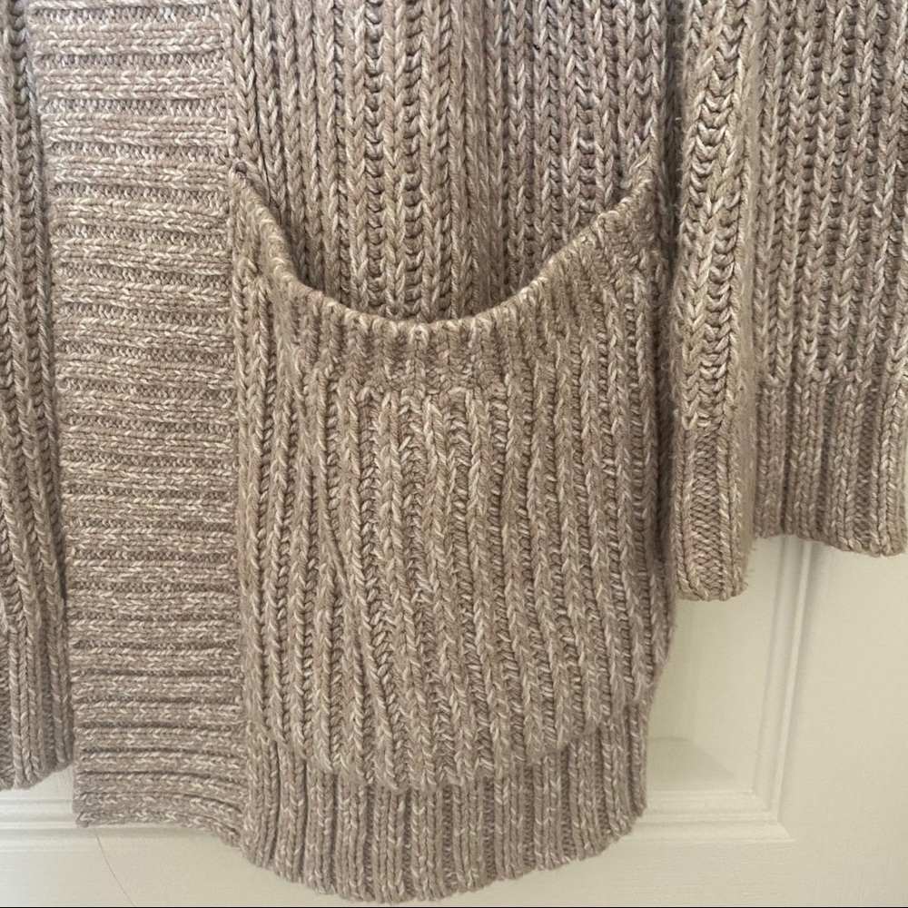 Express Beige Cardigan - Picture 10 of 12